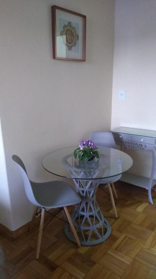 Flat Em Local Tranquilo, Com Garagem Dois Quarteiroes Do Centro Historico, 15 Min De Tiradentes Apartment São João del Rei Екстериор снимка