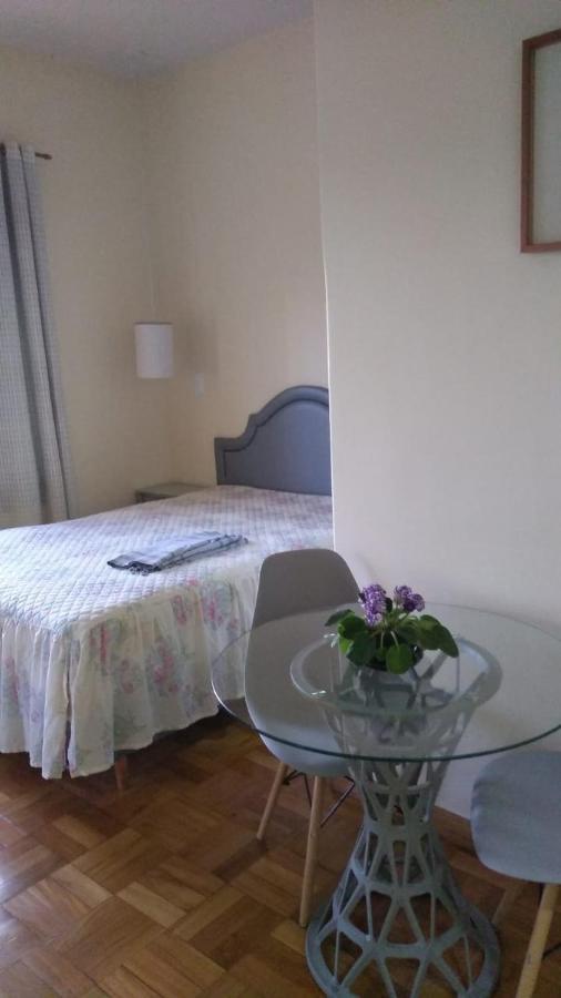 Flat Em Local Tranquilo, Com Garagem Dois Quarteiroes Do Centro Historico, 15 Min De Tiradentes Apartment São João del Rei Екстериор снимка